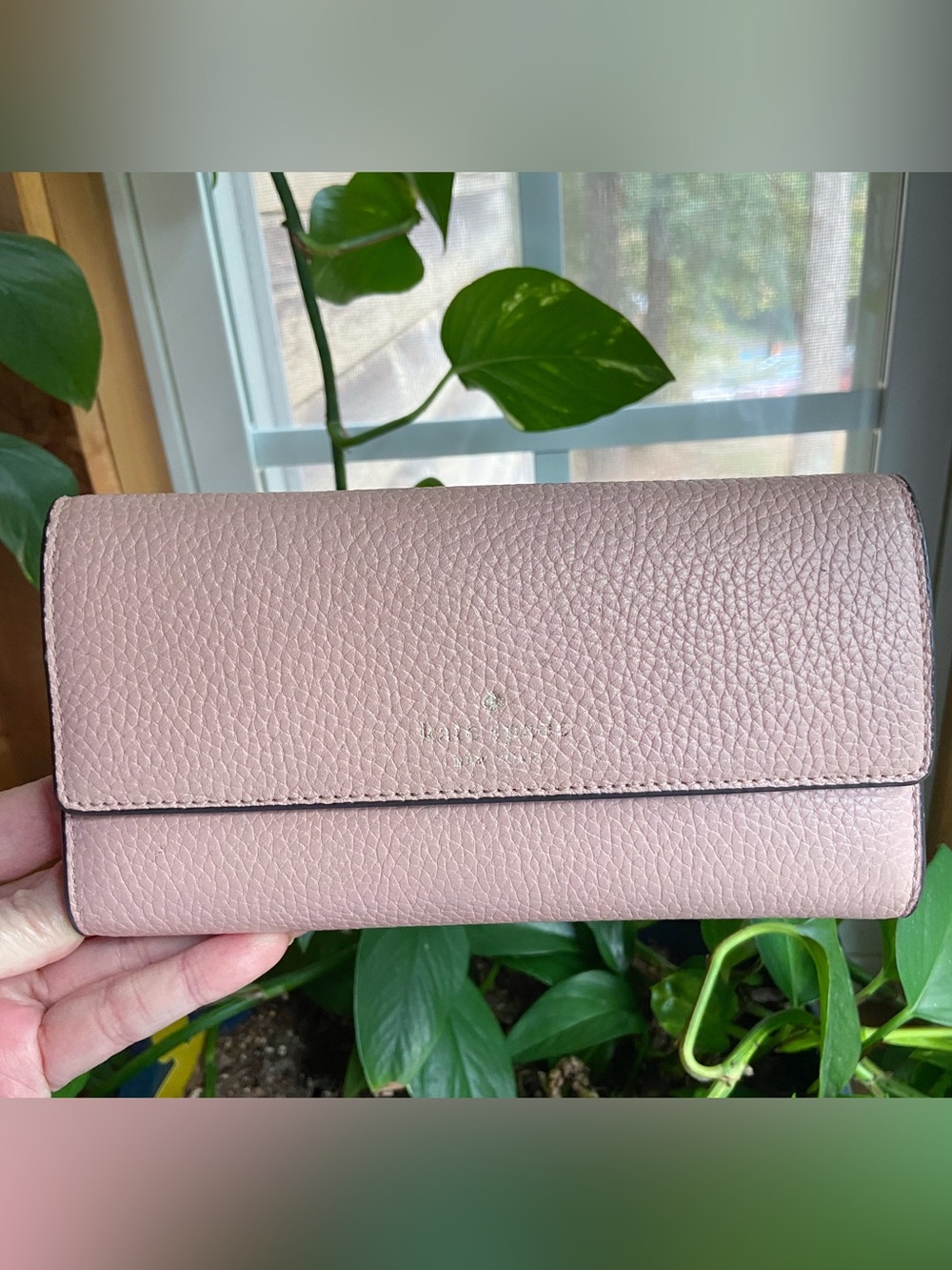 Kate Spade Southport Avenue Sandra Trifold Wallet - Pink Leather EUC